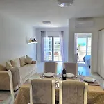 Appartement In 070 Golem (Tirana)