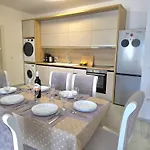 Appartement In 070 Golem (Tirana)